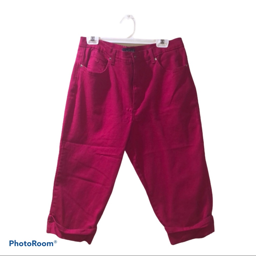 GLORIA VANDERBILT• Pink Denim Capris